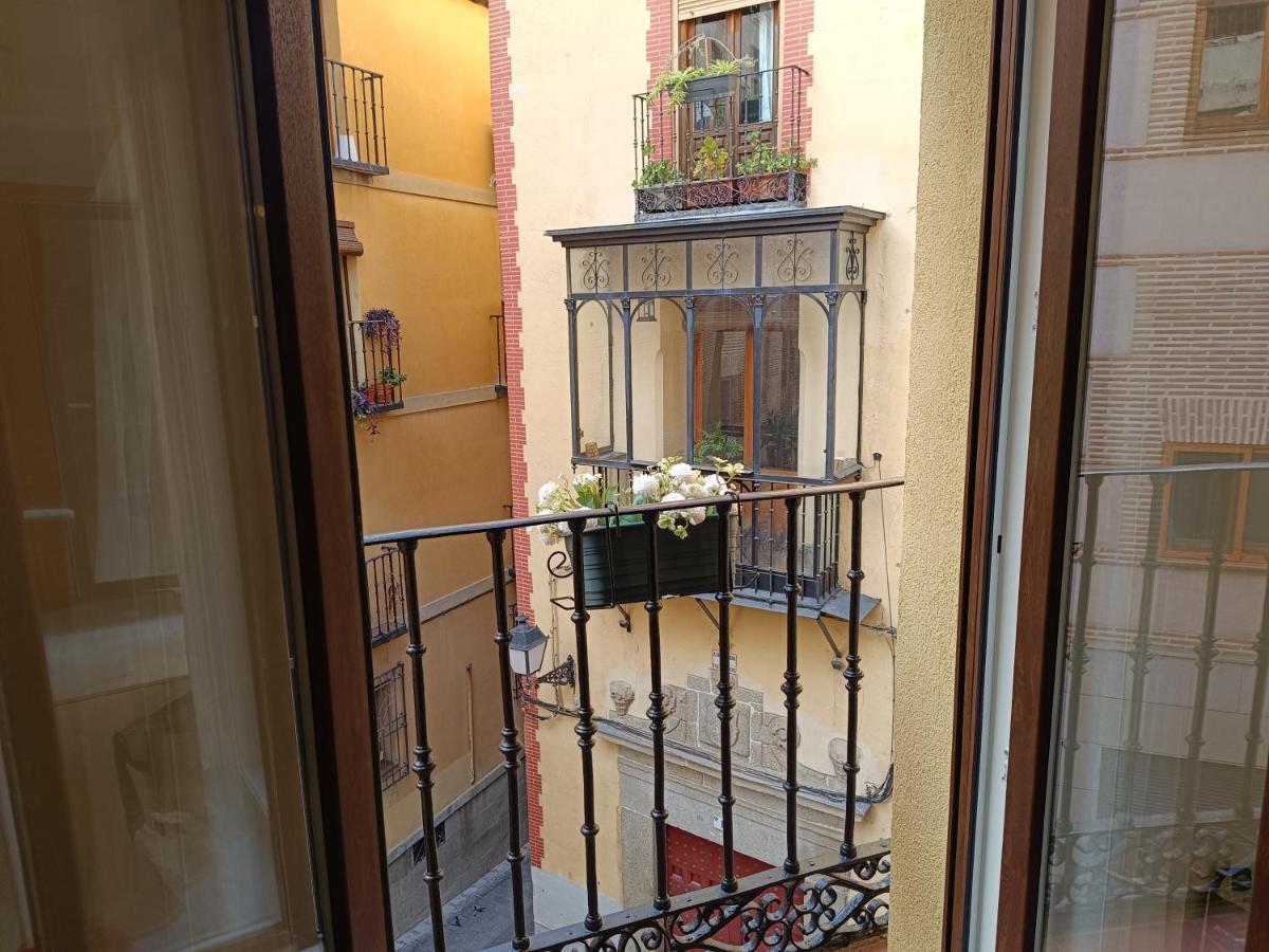 Ferienwohnung Cristo Del Rocio - Parking Gratis Toledo Exterior foto